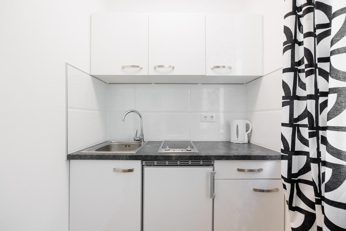 Modern City Apartment Wien Exteriör bild